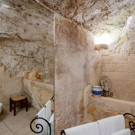 La Corte Bed & Breakfast Matera